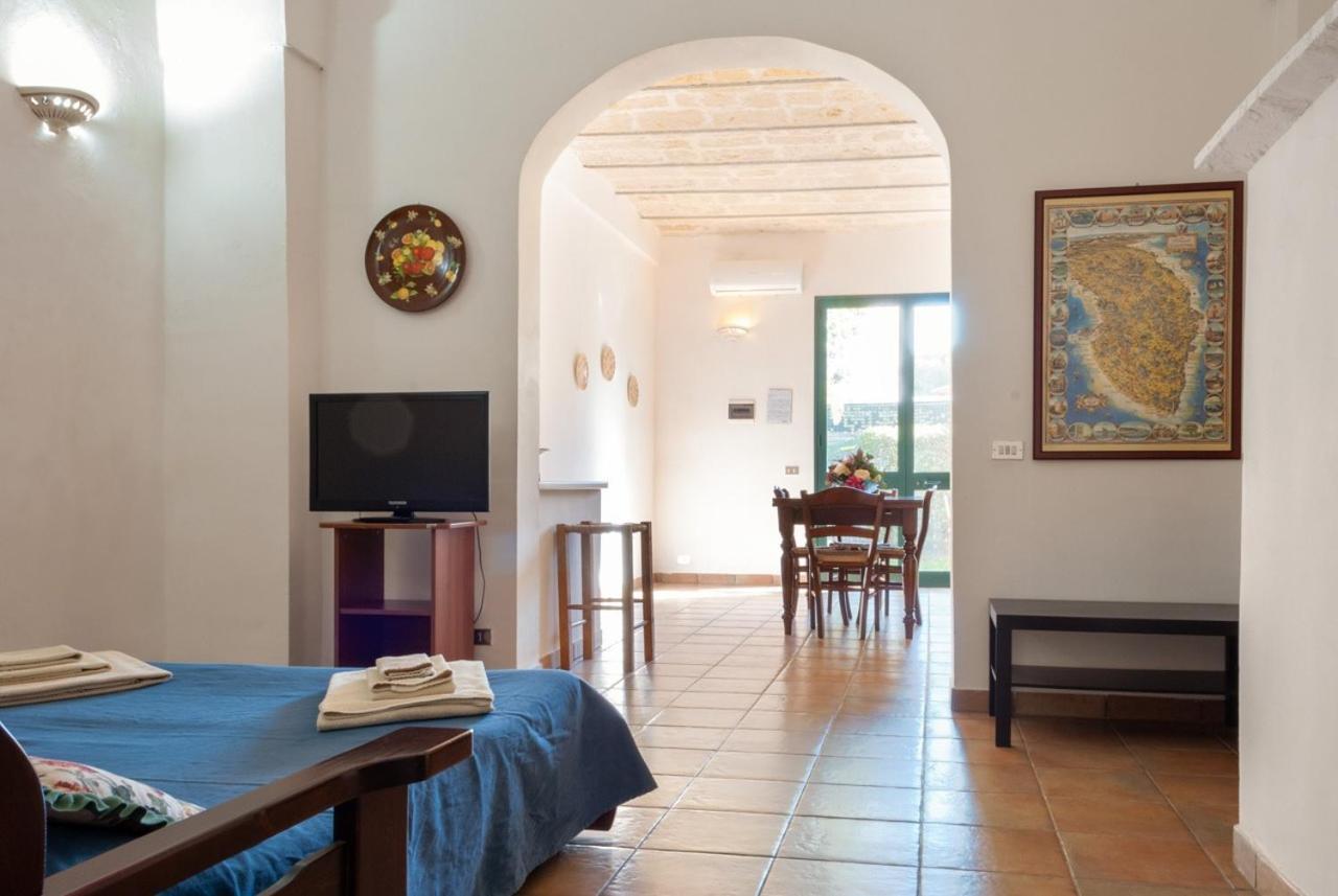 Tenuta Badessa Casalabate Pokój zdjęcie